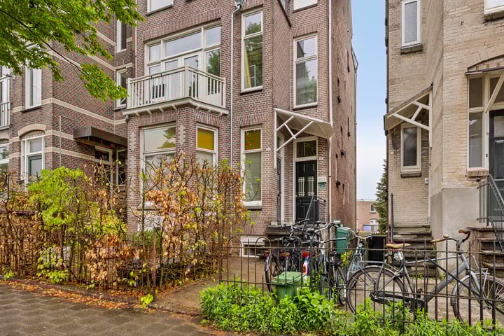 Van Lawick van Pabststraat 50-1 in Arnhem foto