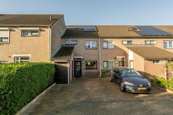 Van Leeuwenerf 7 in Oud-Beijerland foto