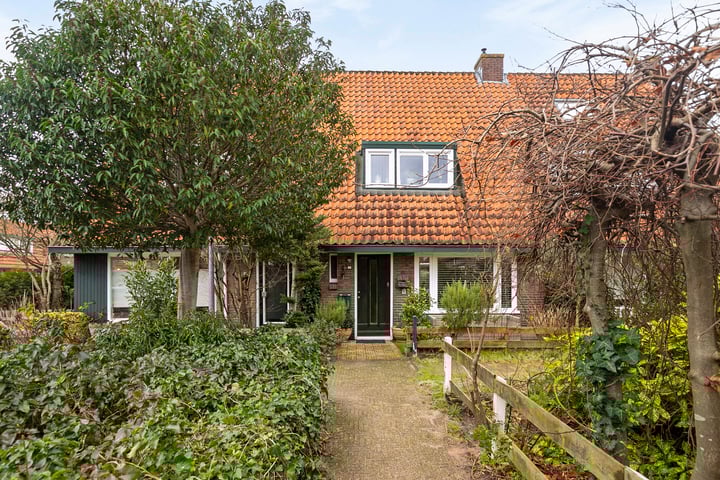 Van Leeuwenhoekstraat 124 in Hilversum foto