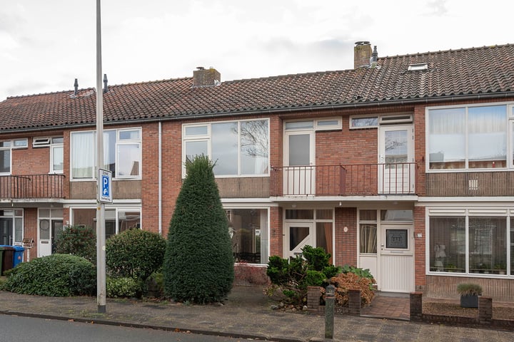 Van Lennepstraat 24 in Alphen aan den Rijn foto