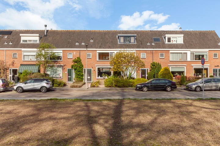 Van Lennepstraat 34 in Alblasserdam foto