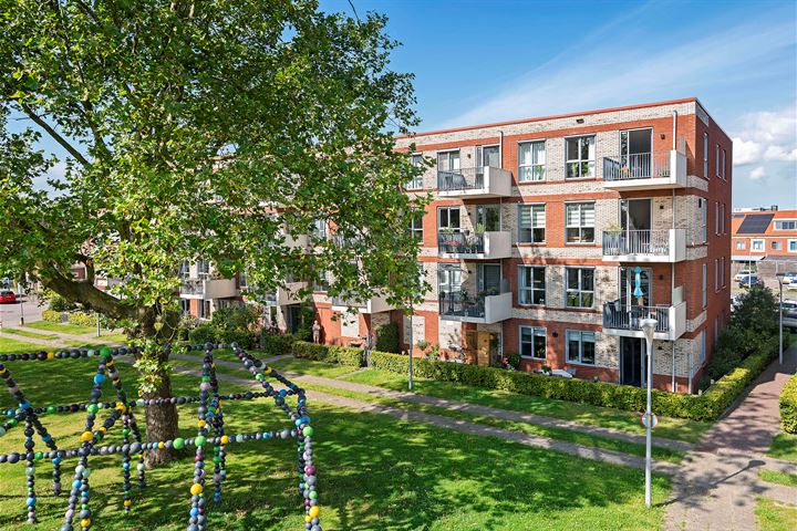 Van Lijnden van Hemmenstraat 145 in Hoofddorp foto