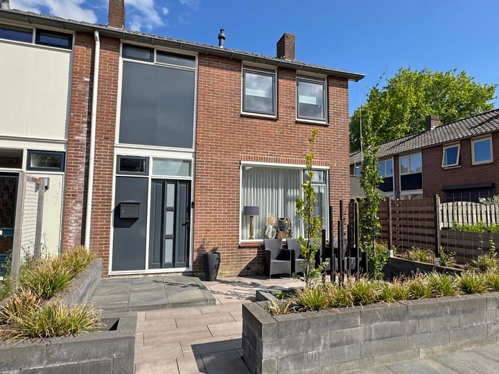 van Limburg Stirumstraat 2 in Coevorden