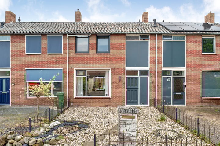 van Limburg Stirumstraat 25 in Coevorden foto