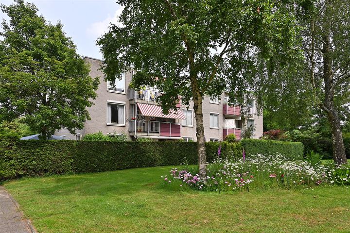 Van Linschotenlaan 27 in Hilversum foto