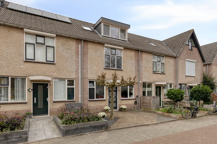 Van Maerlantstraat 21 in Veenendaal foto