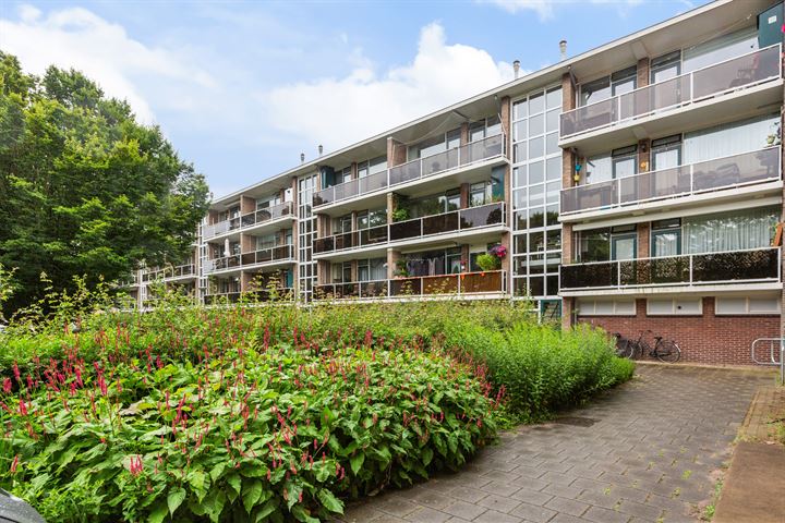 van Markenplantsoen 130 in Diemen foto