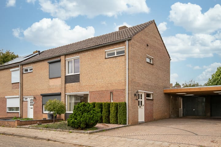 Van Mereheymstraat 31 in Herten foto