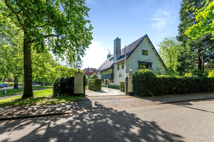 Van Merlenlaan 29A in Heemstede foto