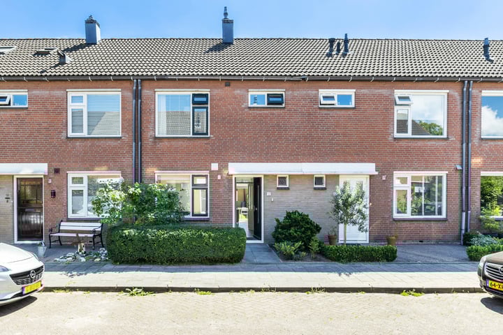van Merodestraat 12 in Leidschendam foto