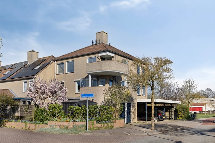 Van Middachtenmarke 85 in Zwolle
