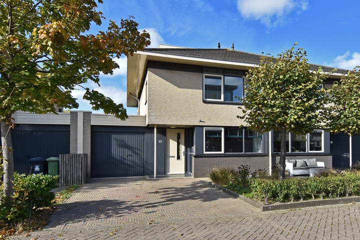 van Nassaustraat 13 in Wateringen foto