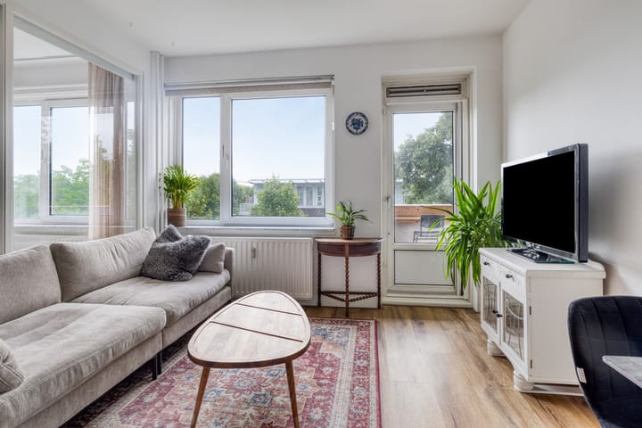 Van Nijenrodeweg 164 in Amsterdam