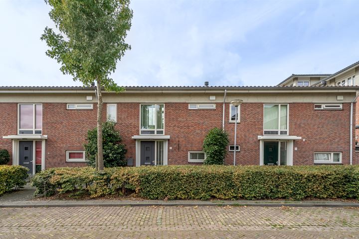 Van Oldenbarneveltstraat 4 in Breda foto