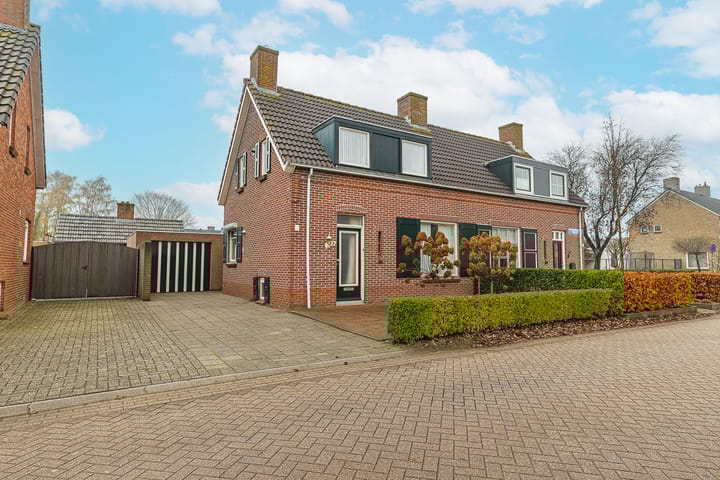 van Oosterhoutstraat 27 in Rijsbergen