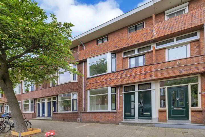 Van Ostadelaan 20B in Schiedam foto