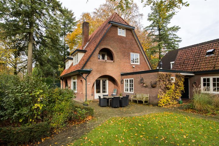 Van Ostadelaan 8 in Huis ter Heide foto
