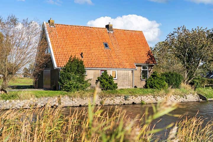 van Panhuysweg 12 in Tjerkwerd foto