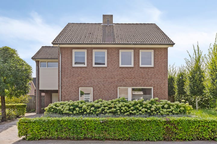 van Petershemstraat 6 in Oirschot foto