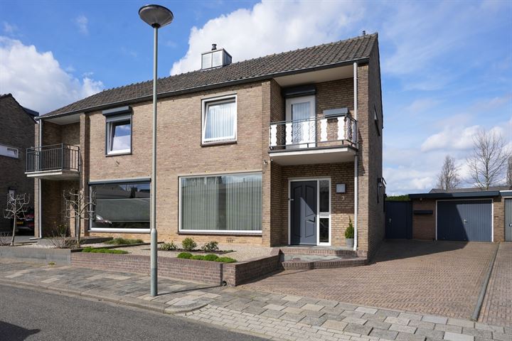 van Plettenbergstraat 23 in Margraten foto