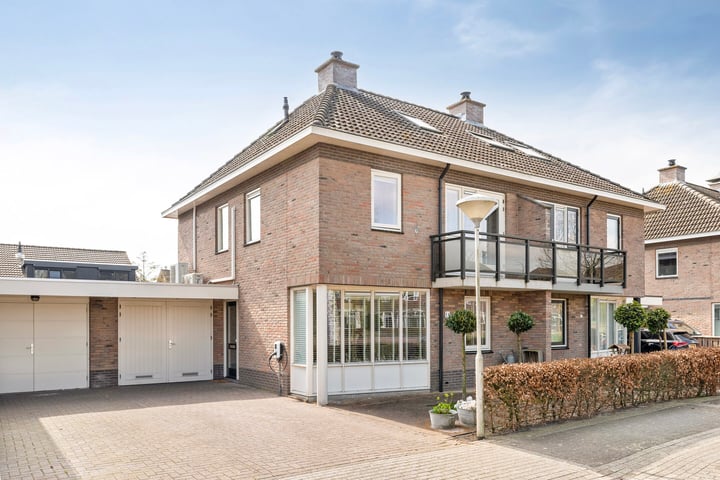 Foto van woning Van Rechterenallee 14, Hardenberg