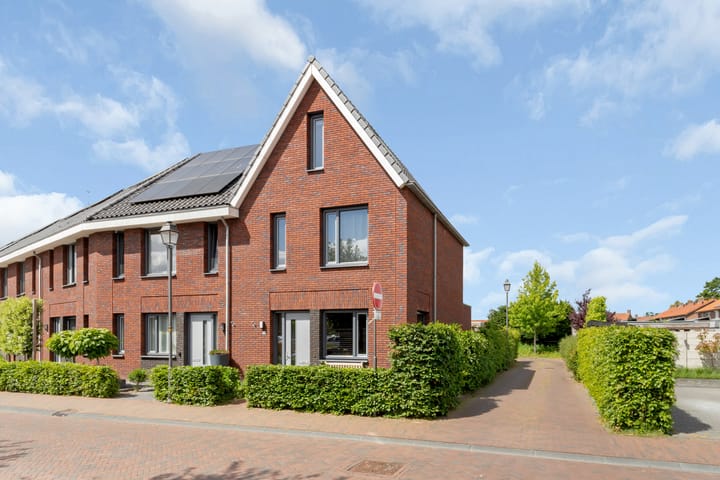 Van Rootselaarstraat 5a in Nijkerkerveen foto