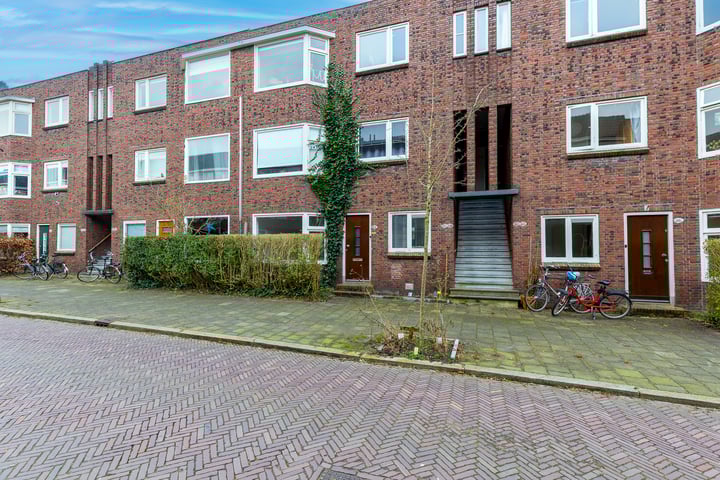 Van Royenlaan 24 in Groningen foto