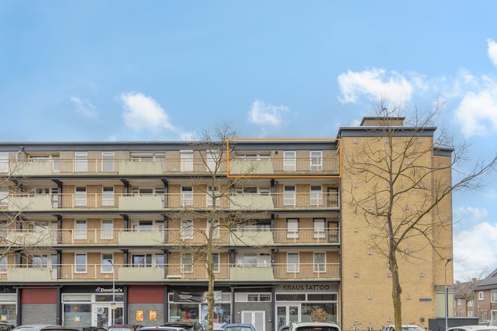 Van Ruusbroecstraat 107 in 's-Hertogenbosch foto