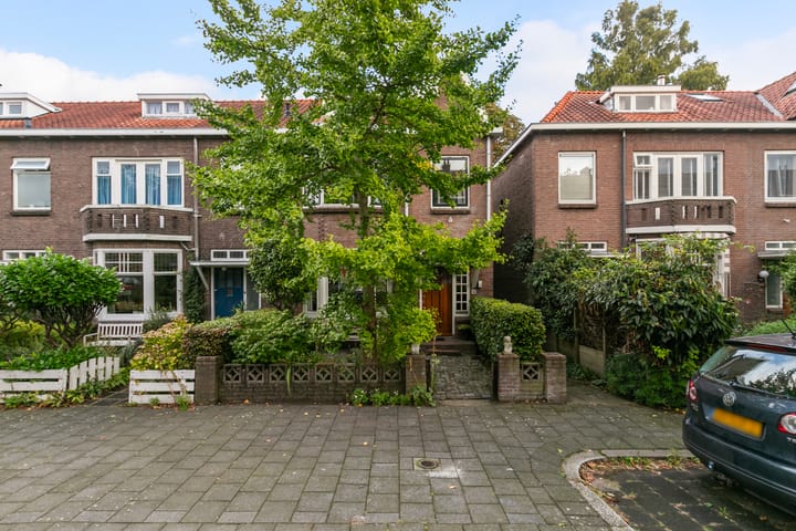 Van Slingelandtlaan 32 in Dordrecht foto