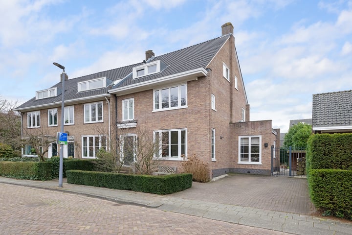 Van Somerenweg 14 in Rotterdam foto