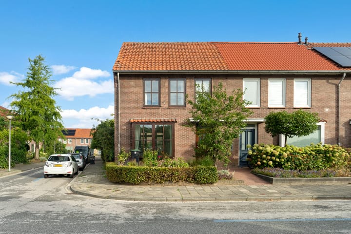 Van Sonsbeeckstraat 24 in Heerlen foto