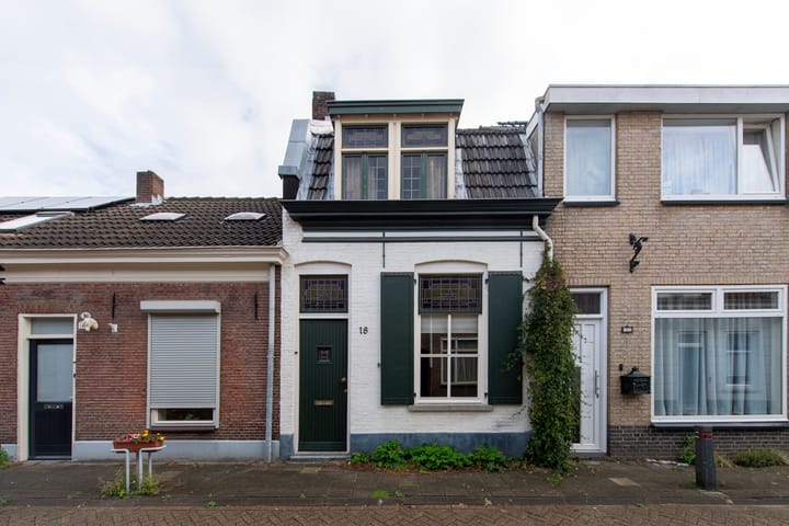 Van Sonstraat 18 in Tilburg foto