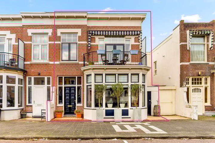 van Speijkstraat 100 in Zandvoort foto