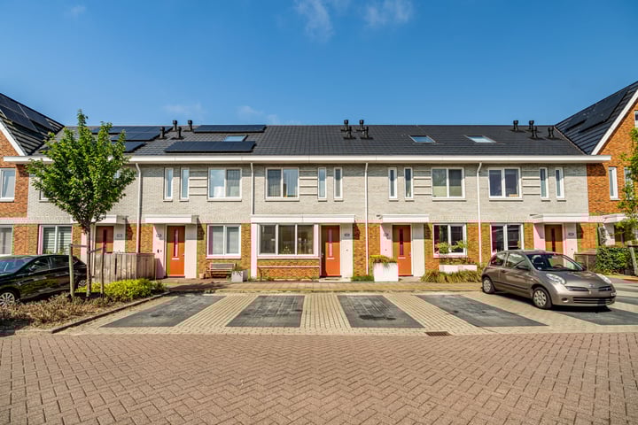 van Swietenstraat 1B in Zoeterwoude foto