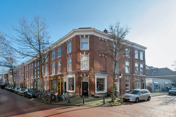 Van Swindenstraat 2 in 's-Gravenhage foto