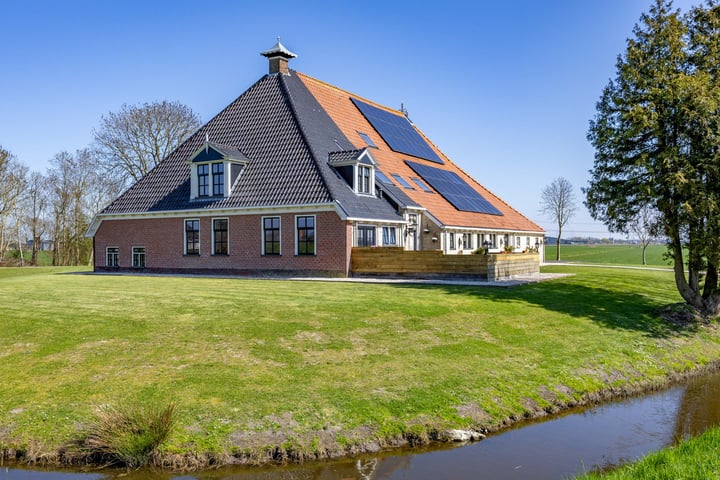 Van Sytzamawei 14 in Friens