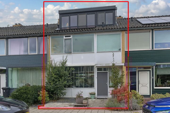 Van 't Hoffstraat 15 in Badhoevedorp foto
