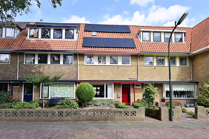 Van 't Hoffstraat 27 in Hilversum foto