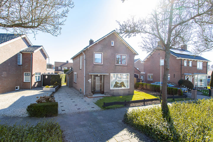 van Tienhoven van de Boogaardstraat 13 in Werkendam foto
