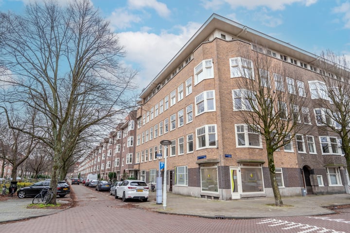 Van Tuyll van Serooskerkenweg 79-1 in Amsterdam foto