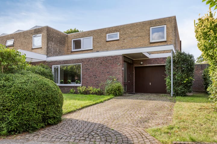 Van Uytrechtlaan 12 in Castricum