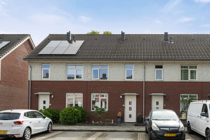 van Vessemstraat 17 in Waalwijk foto