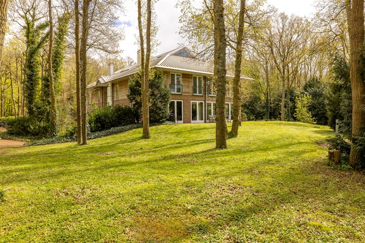Van Vollenhovenlaan 28 in Aerdenhout foto