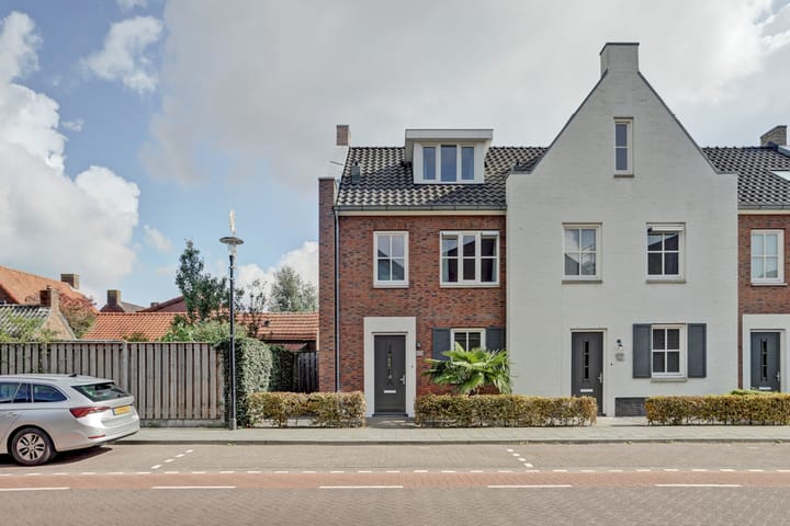 van Voornestraat 14 in Rucphen