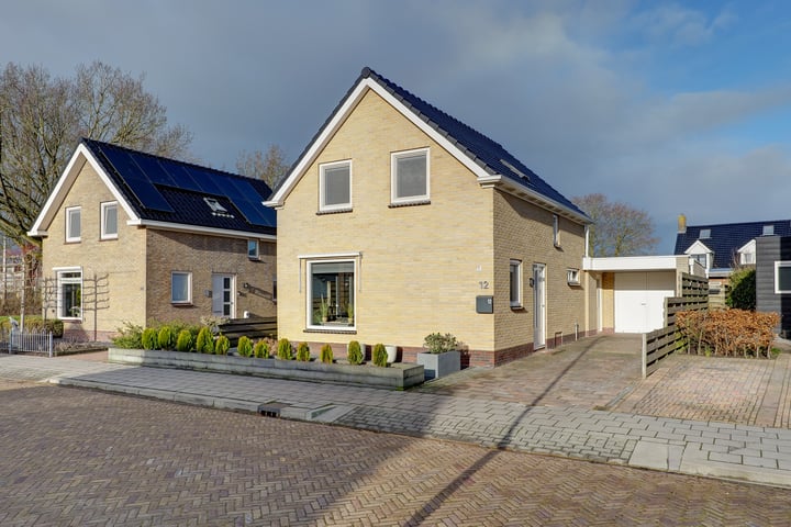 Foto van woning Van Voortstraat 12, Surhuisterveen