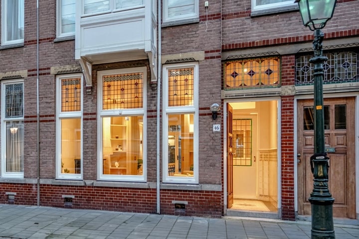 Van Weede van Dijkveldstraat 46 in 's-Gravenhage foto