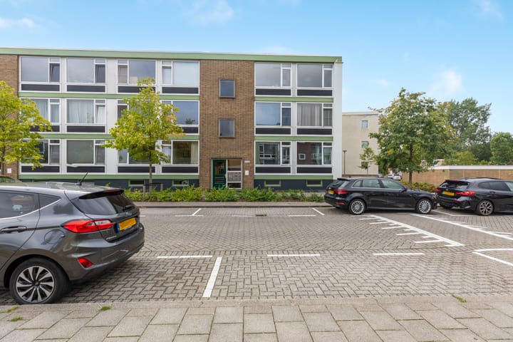 Van Wijngaardenlaan 108 in Rotterdam foto