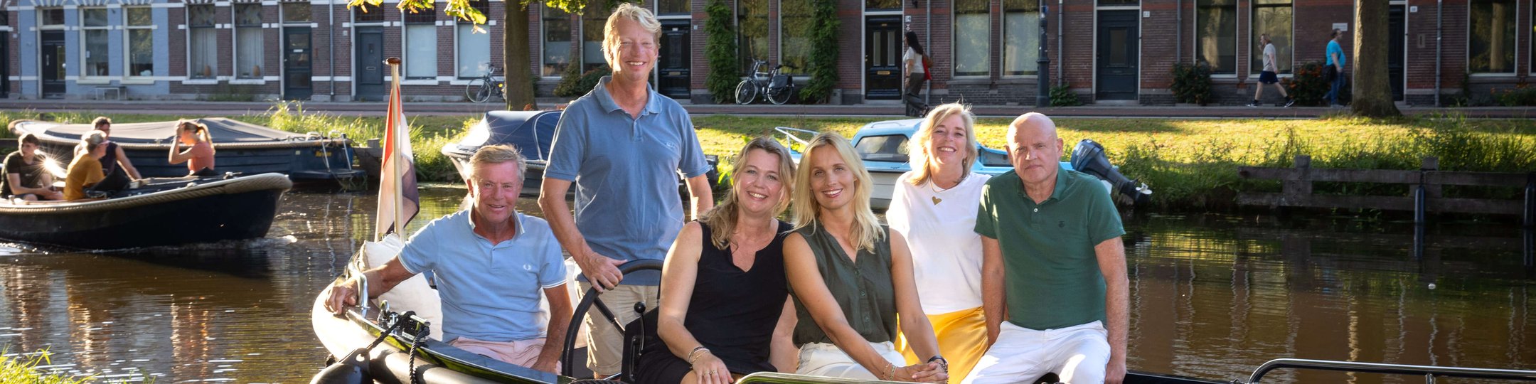 Team foto van Van Wonderen Makelaardij B.V.