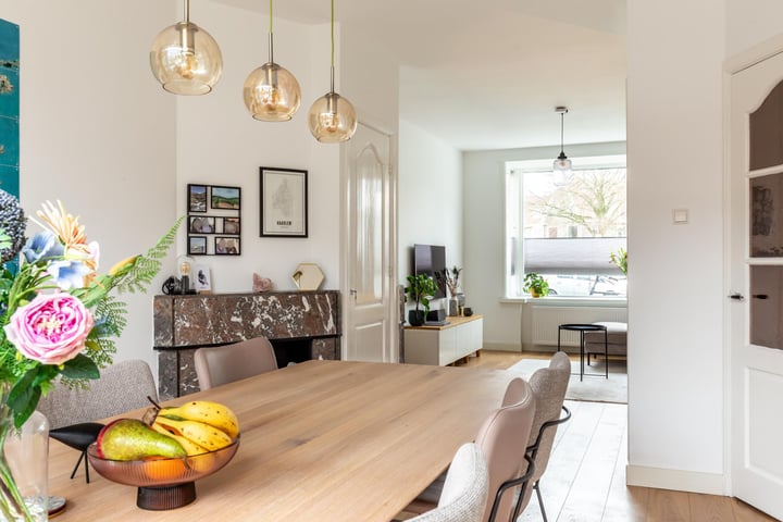 Van Zeggelenplein 56 in Haarlem foto