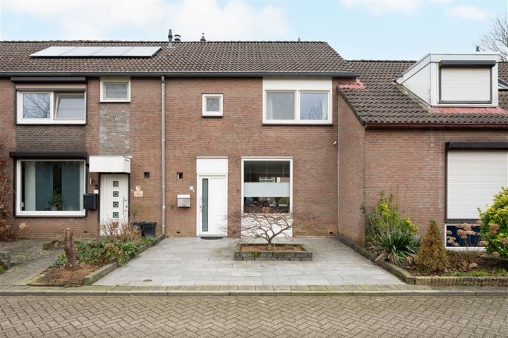 Varenerf 6 in Heerlen foto